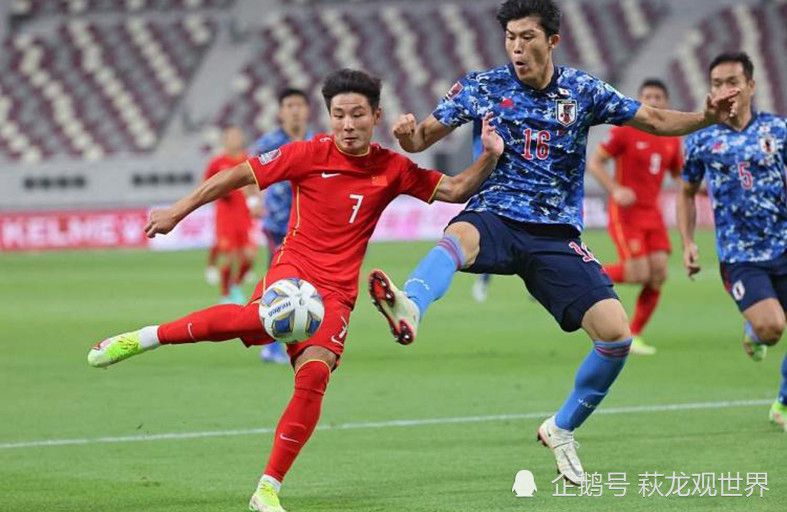 官方：迈阿密国际将参加明年2月利雅得赛季杯官方消息，迈阿密国际将参加明年举行的利雅得赛季杯，这项赛事还有利雅得胜利与利雅得新月两队参加，梅西和C罗将再次同场对决。